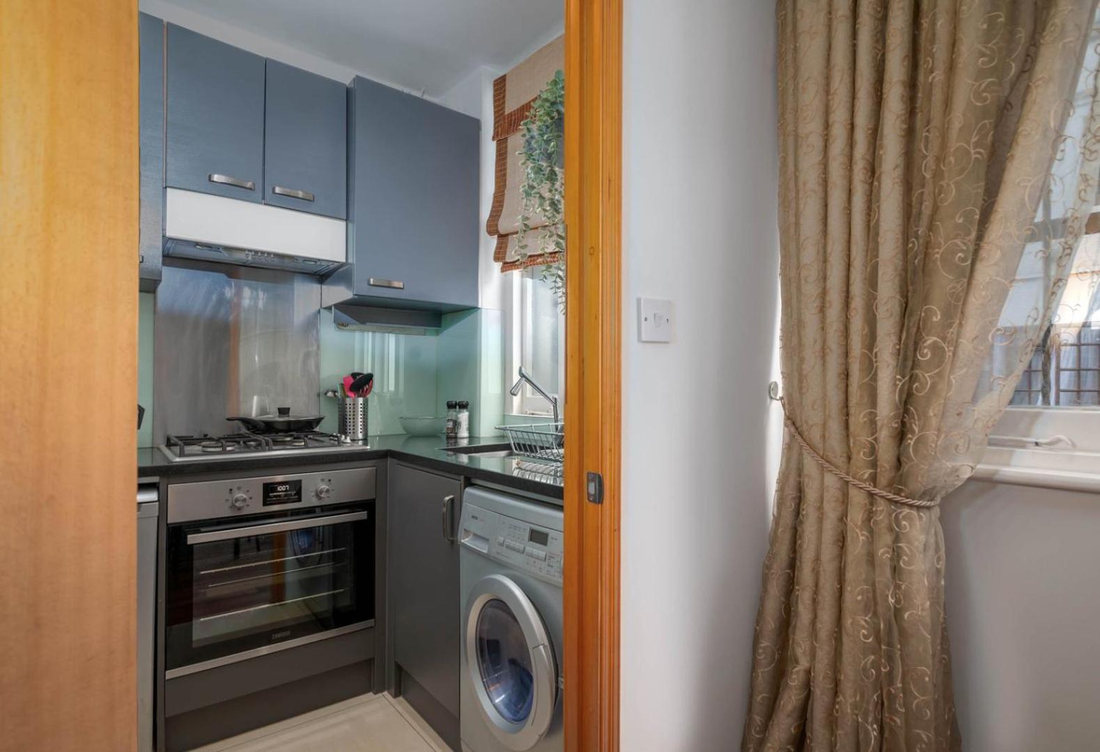 Guestready - Central Converted Mews In Bayswater Apartment London Ngoại thất bức ảnh